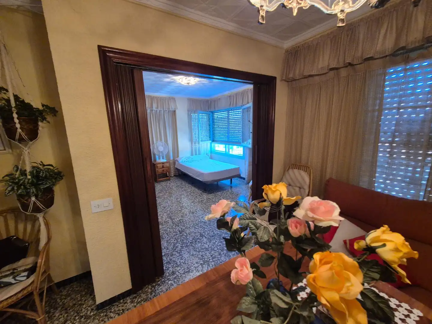 Dormitori de Casa o xalet en venda en Elda amb Jardí privat, Terrassa i Traster