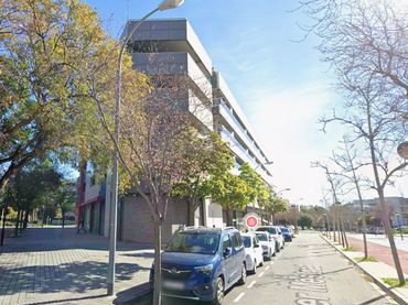 Locale commerciale in vendita a Avinguda de la Llosa