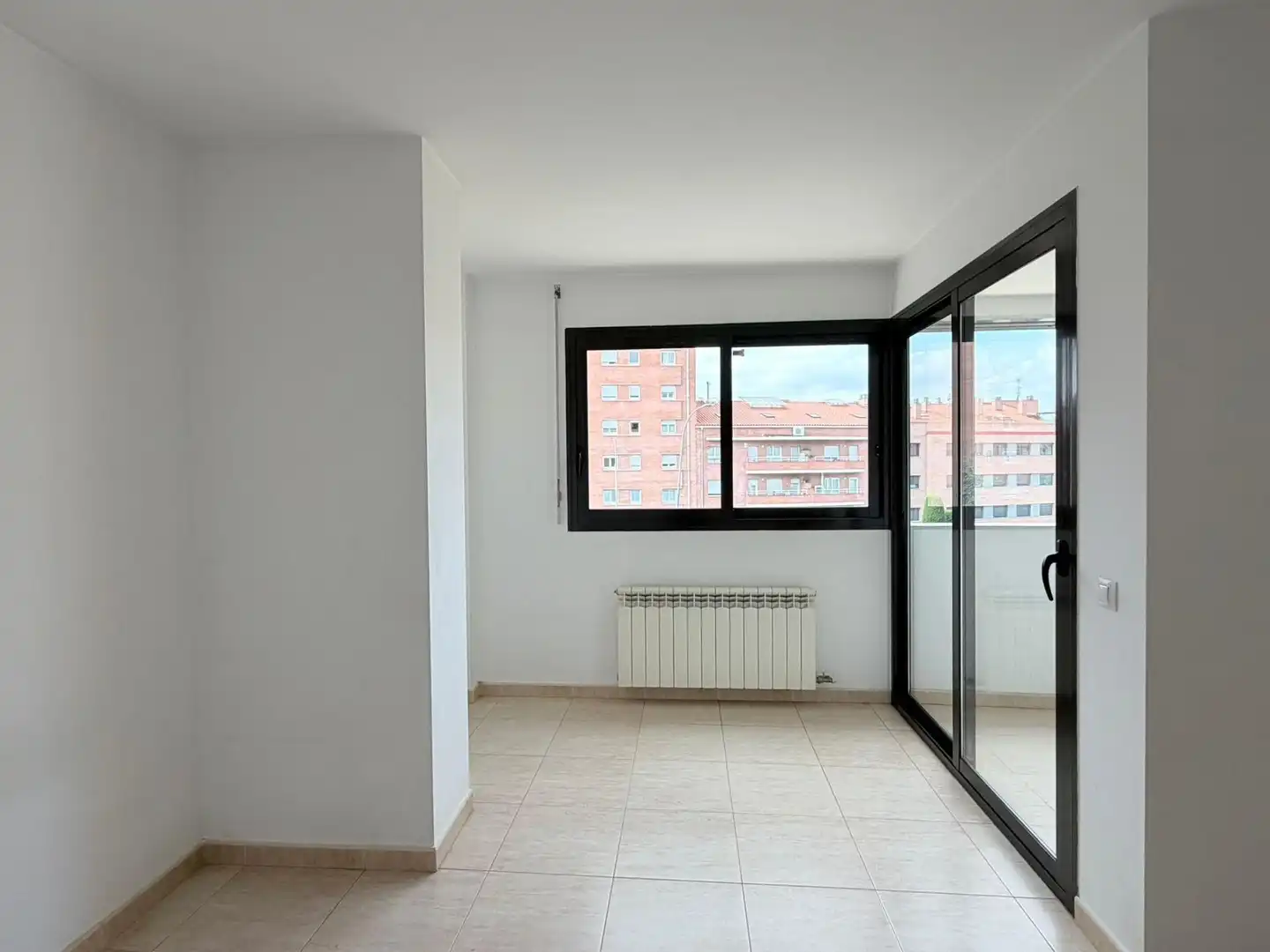 Terraza de Piso de alquiler en Igualada con Calefacción y Terraza