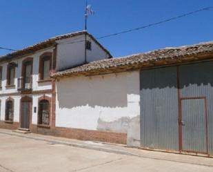 Vista exterior de Casa adosada en venda en Villacarralón