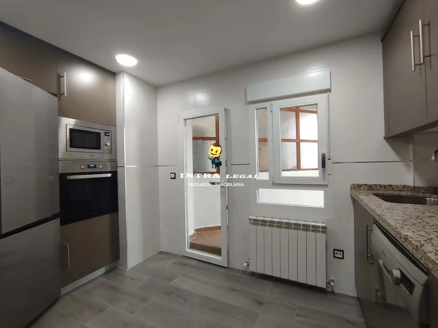 Kitchen of Flat for rent in Salamanca  with Heating, Terrace and Furnished