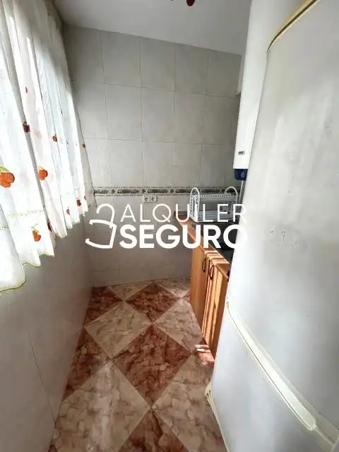 Cocina de Piso de alquiler en Leganés con Calefacción, Terraza y Amueblado