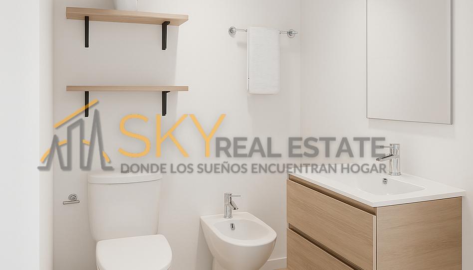 Foto 1 de Piso en venta en Avinguda Real de Madrid, La Torre, Valencia