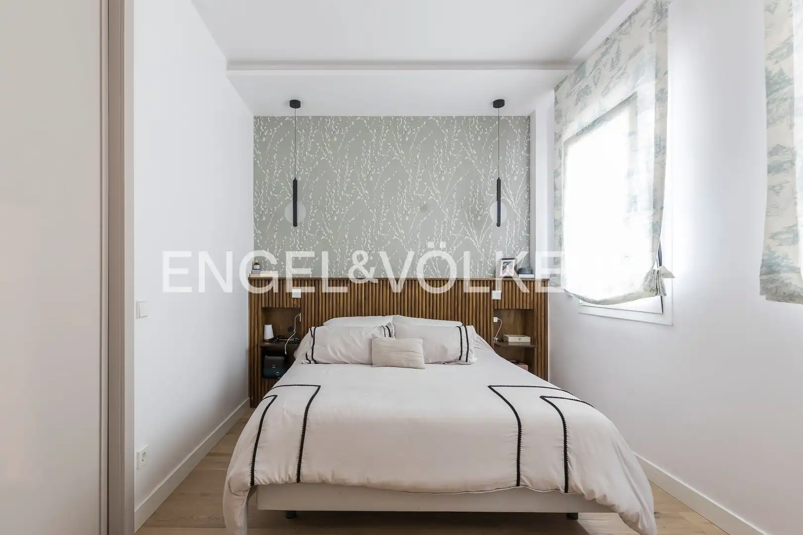 Bedroom of Flat for sale in Chamberí