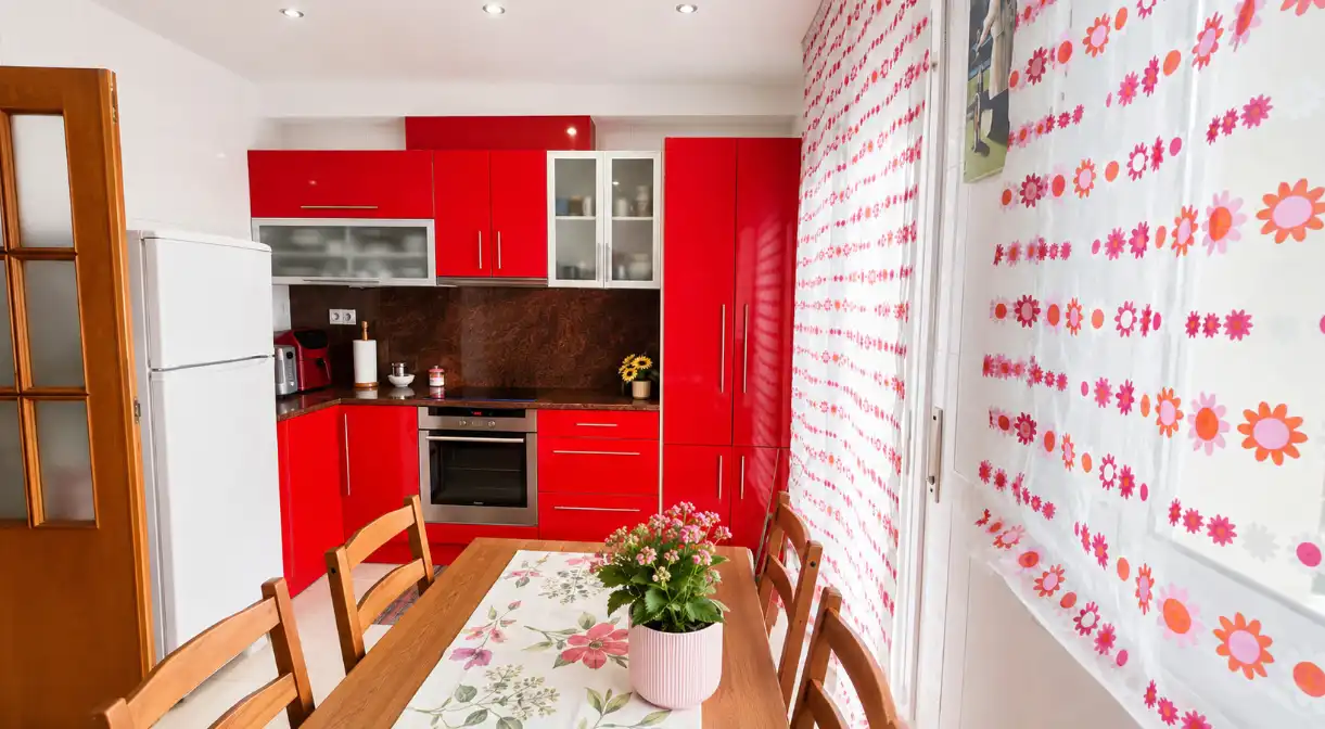 Cocina de Casa adosada en venta en Cambrils con Aire acondicionado, Calefacción y Jardín privado