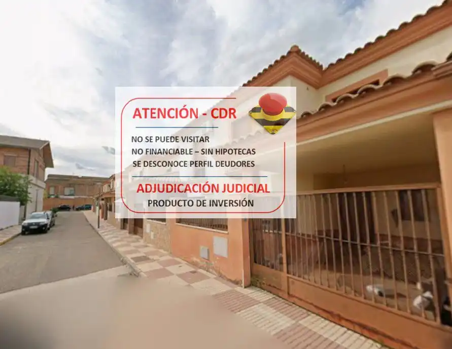 Chalet en venta en La Victoria