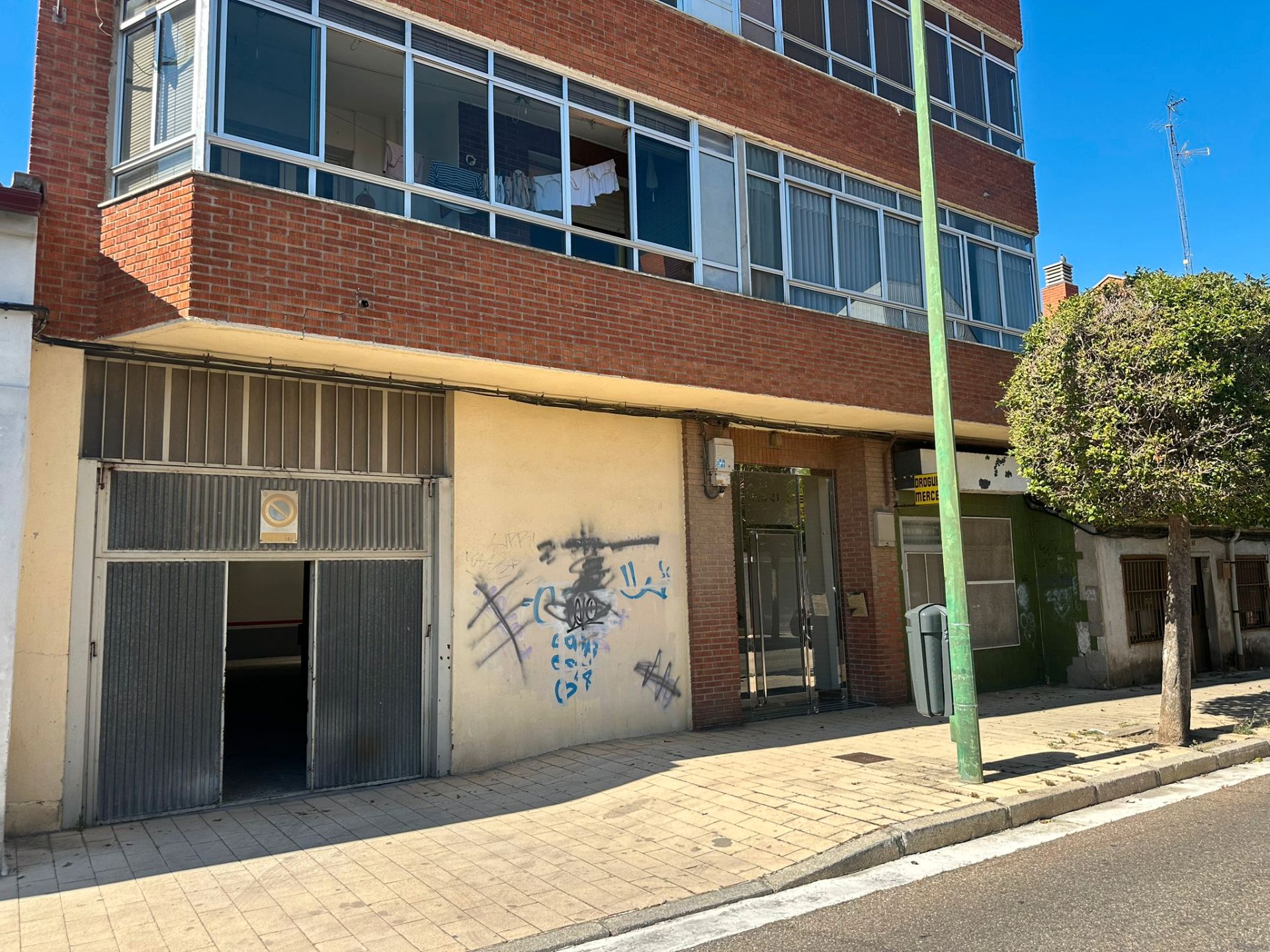 Exterior view of Premises for sale in Valladolid Capital