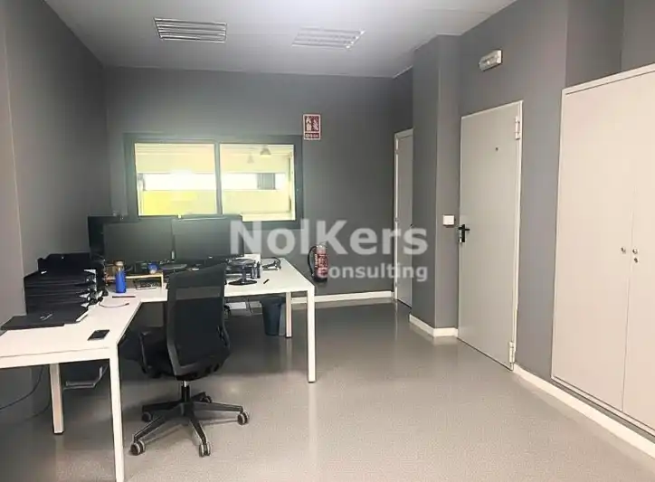 Industrial buildings for rent in El Prat de Llobregat  with Heating