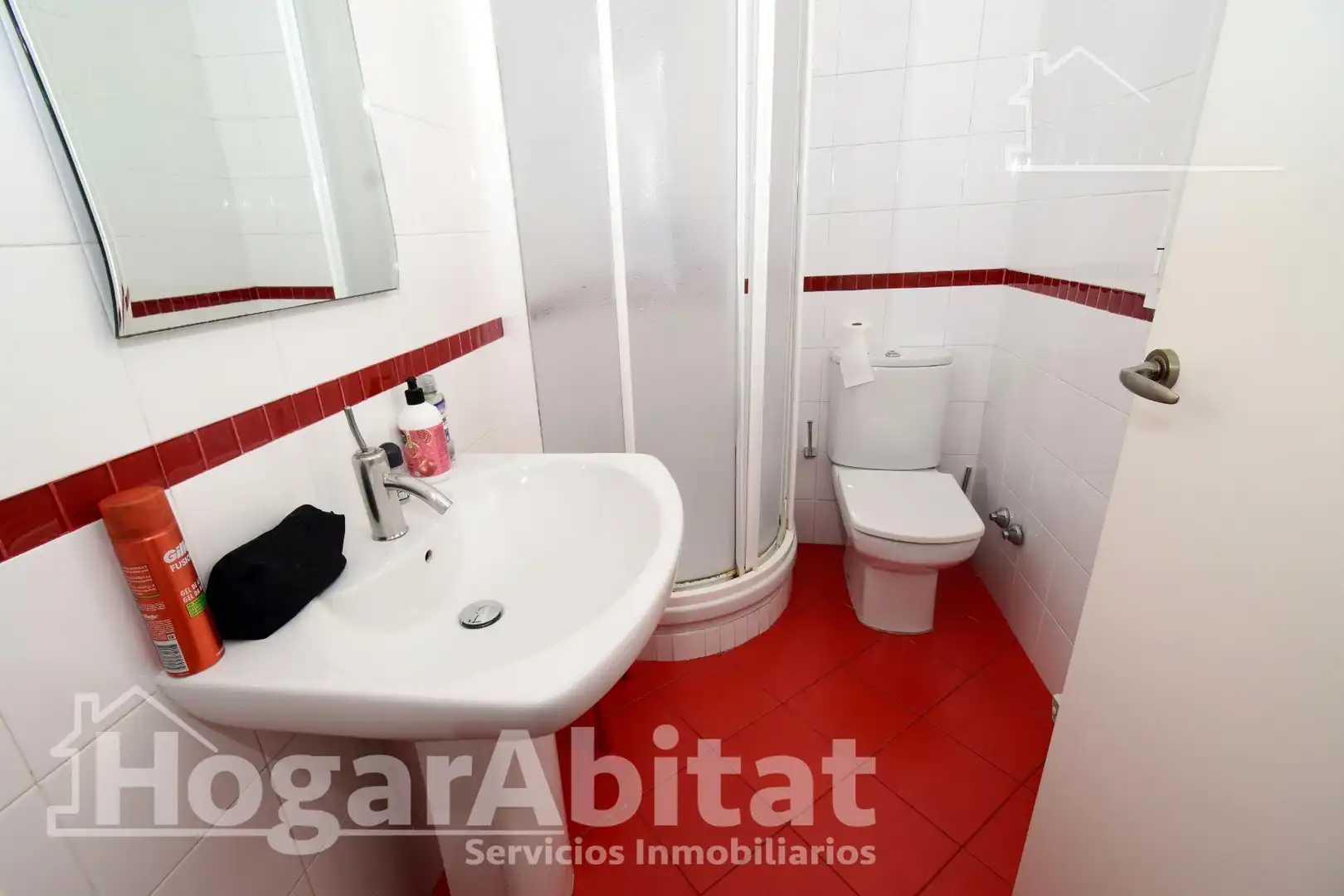 Baño de Piso en venta en Sagunto / Sagunt con Aire acondicionado y Balcón