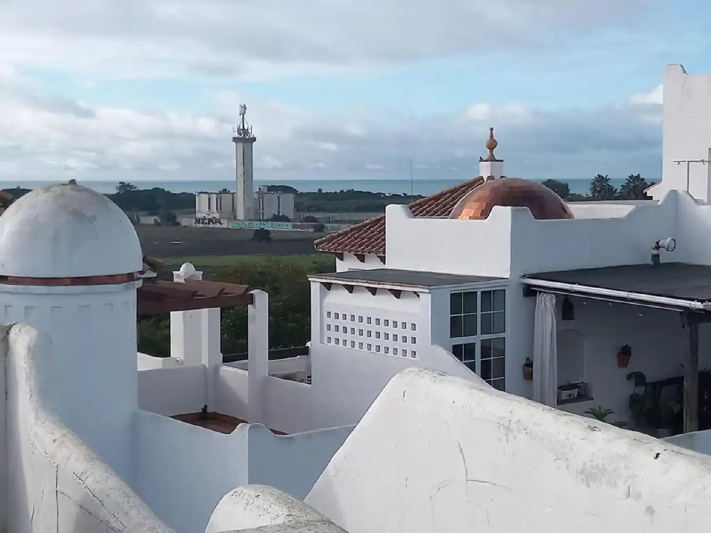Vista exterior de Pis en venda en Rota