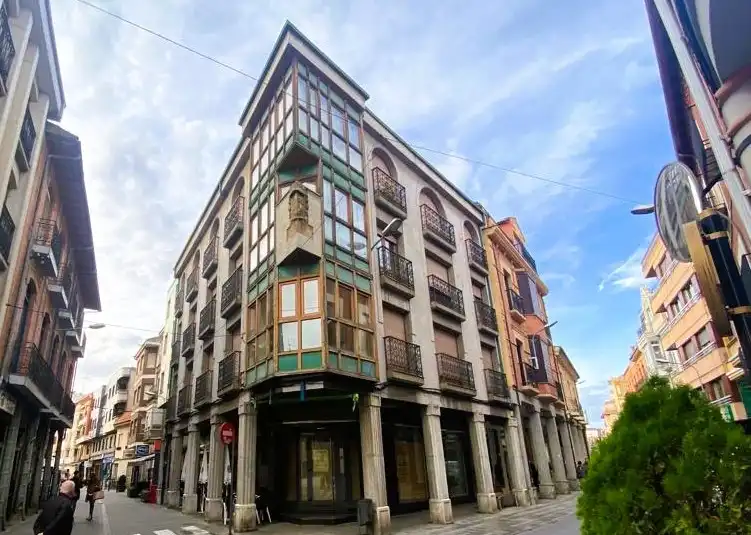 Pis amb ascensor en venda a Calle Padre Miguélez 49, imagen 2
