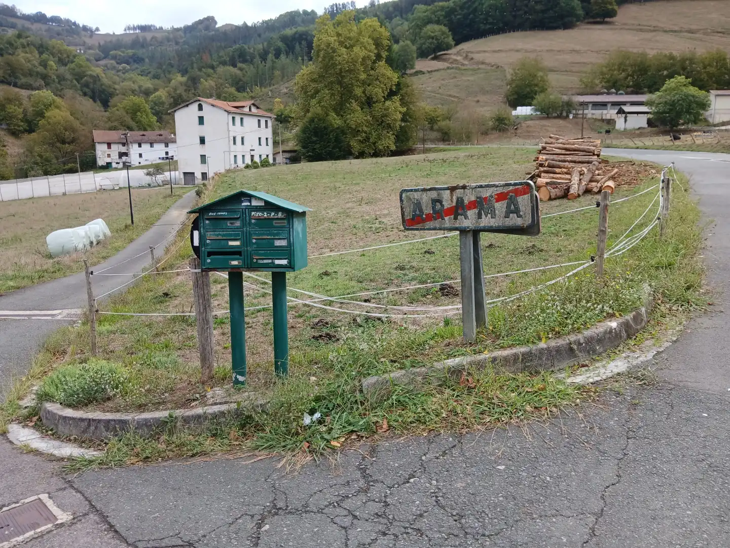 Aparcament de Pis en venda en Arama amb Terrassa