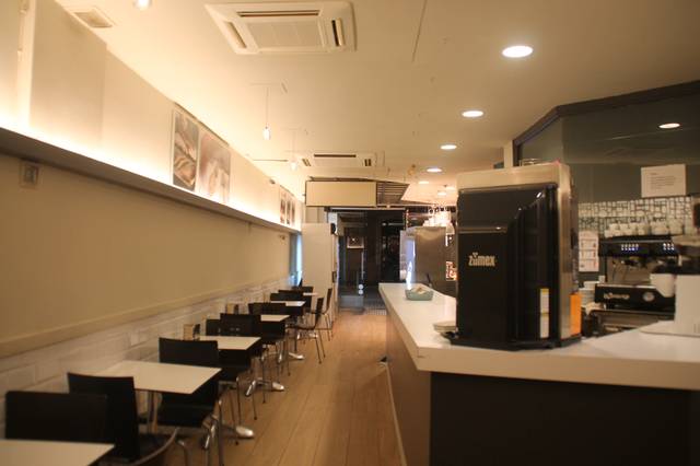 Local comercial en Alquiler en Carrer del Pintor Tapiró, 16 en La Maternitat i Sant Ramon