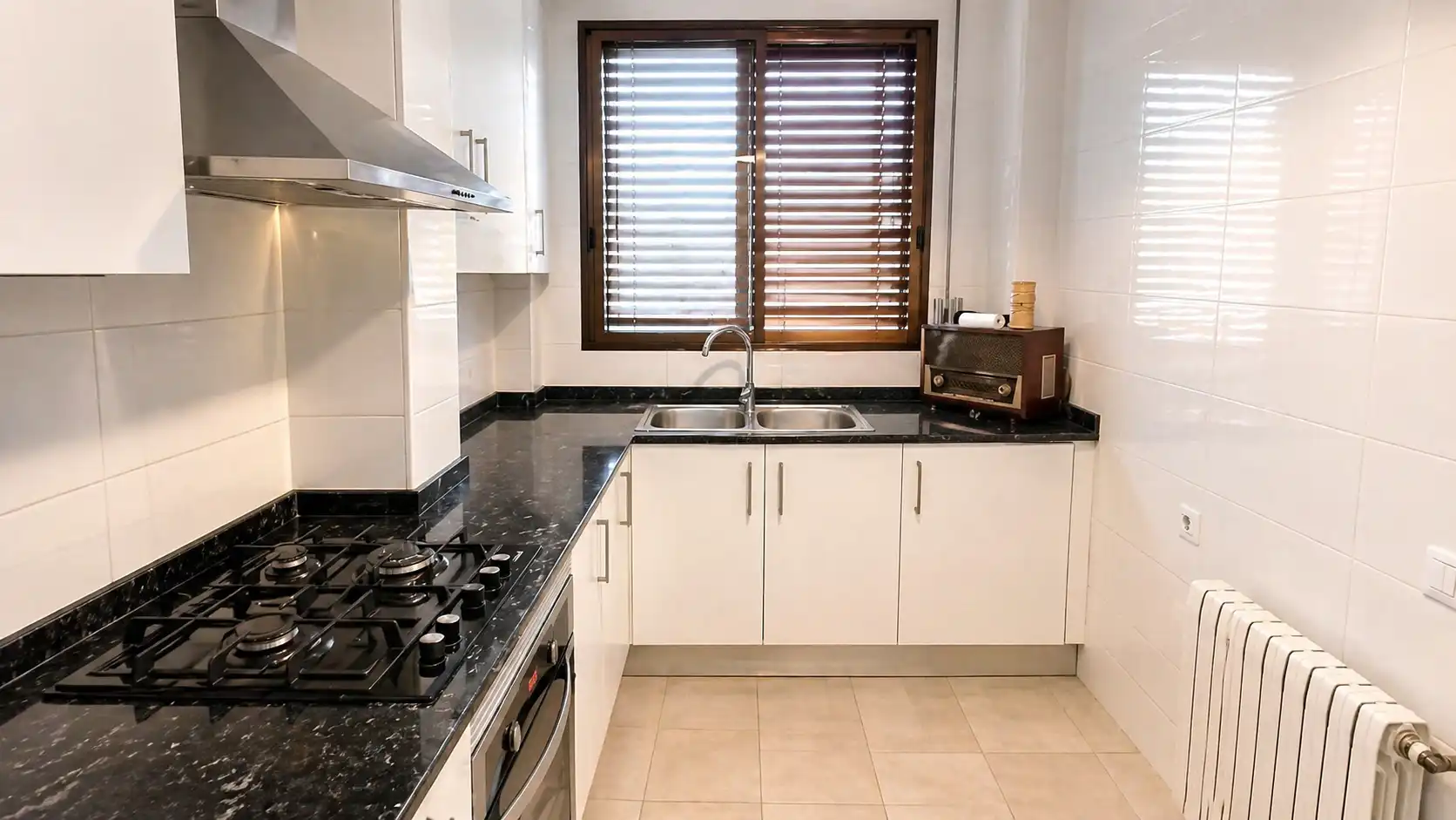 Semi-detached house with terrace for sale in Carrer de Santa Teresa, imagen 16