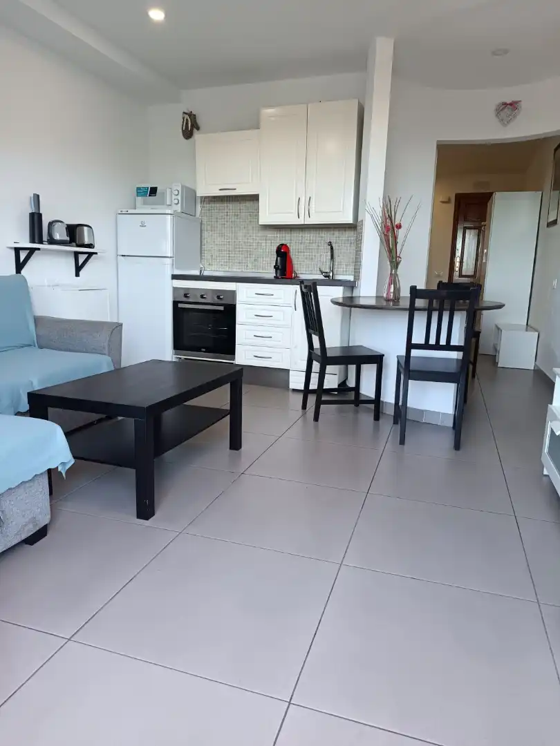 Cocina de Estudio en venta en Adeje con Aire acondicionado, Terraza y Amueblado