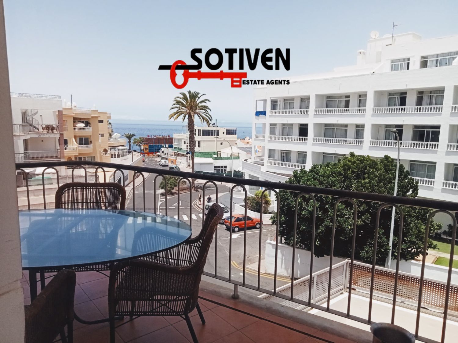 Vista exterior de Apartament en venda en Santiago del Teide amb Terrassa i Piscina comunitària