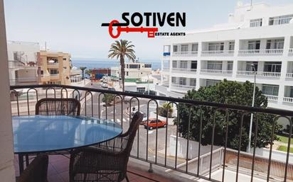 Vista exterior de Apartament en venda en Santiago del Teide amb Terrassa i Piscina comunitària