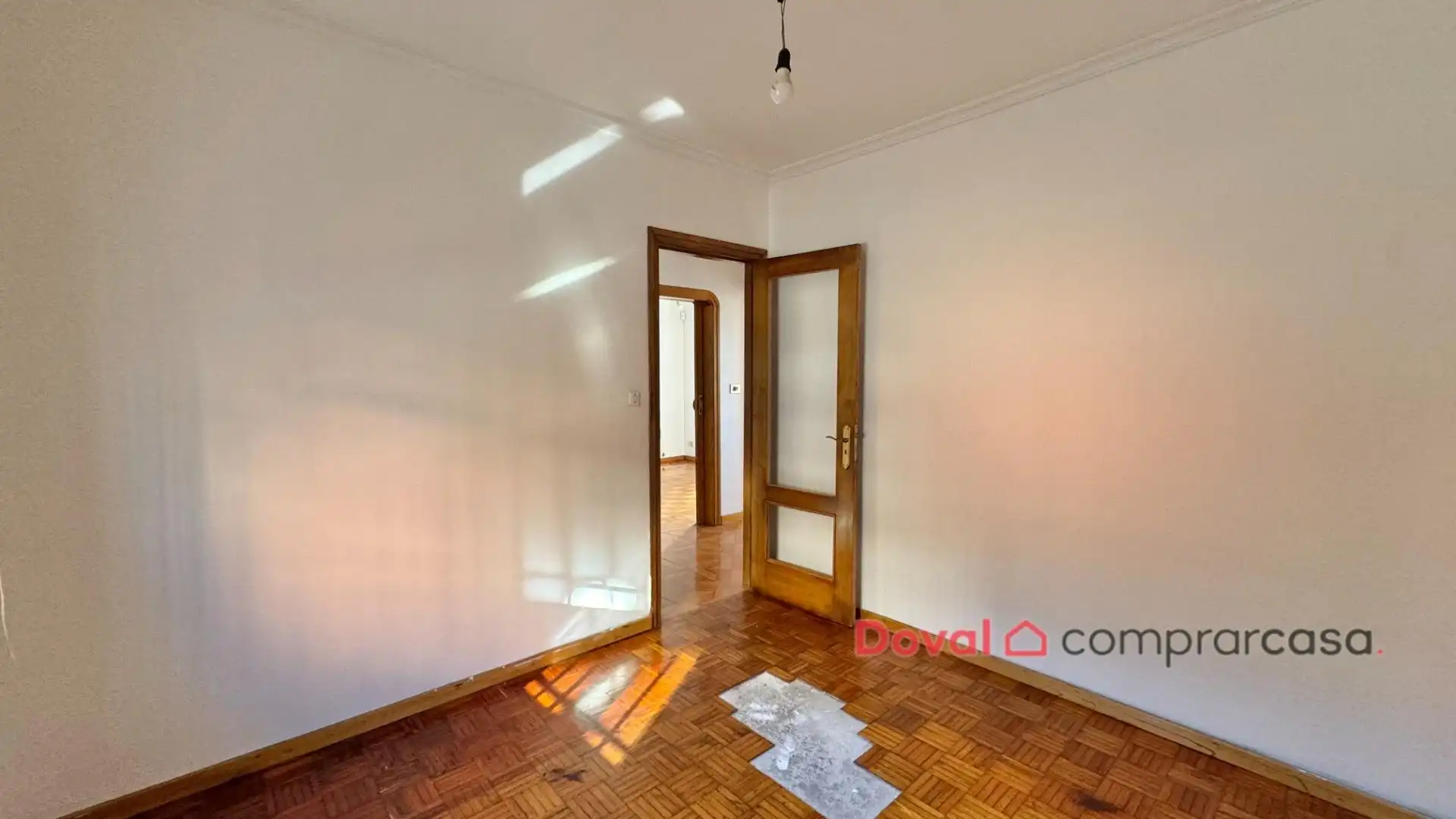 Bedroom of Houses for sale in Vigo   with Heating, Private garden and Parquet flooring