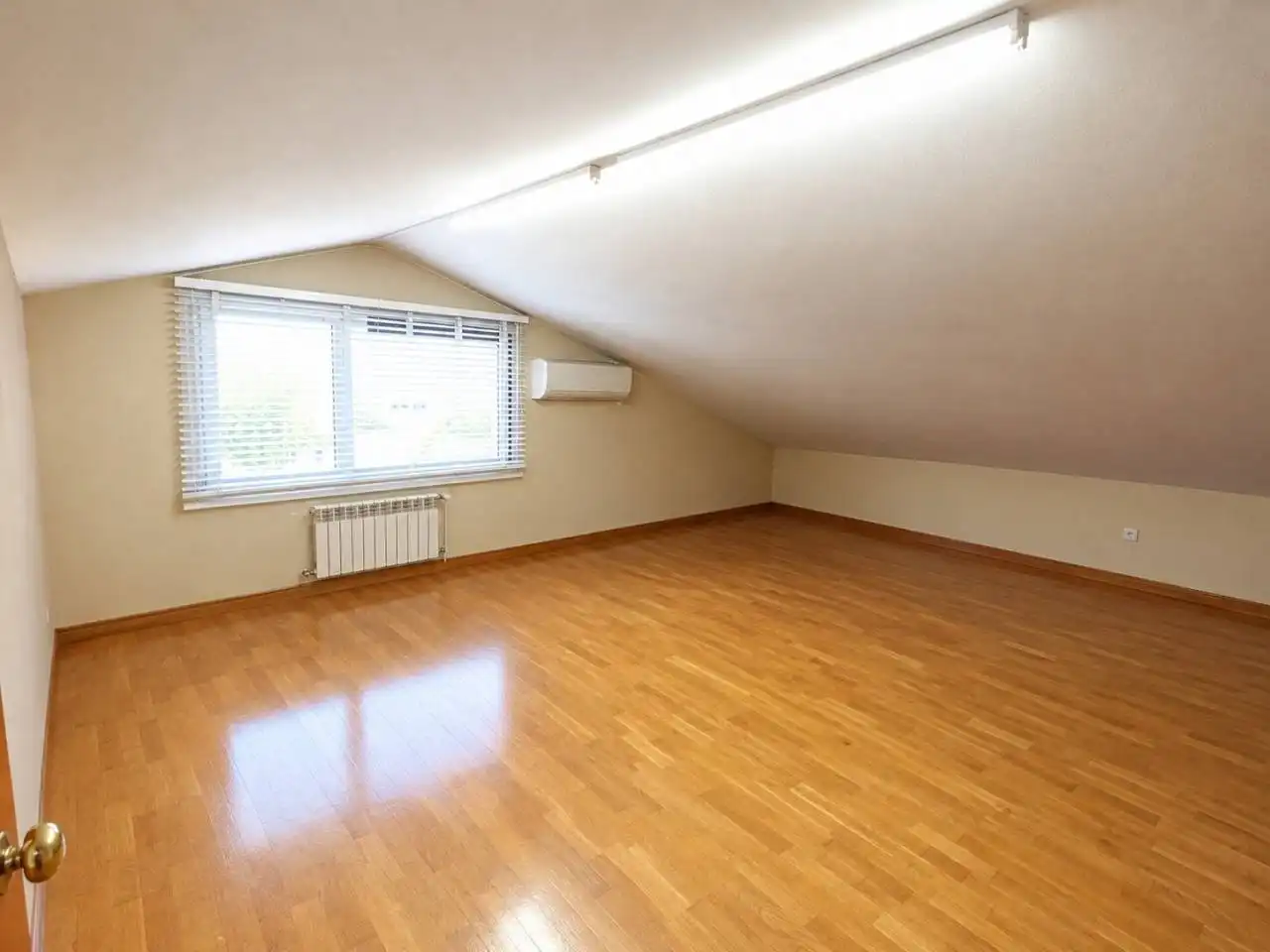 Casa aparellada amb jardí en venda a Calle Joan Coromines, imagen 51