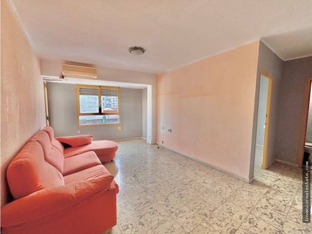 Piso en Venta en Avenida de Valencia - Avenida de Casalduch