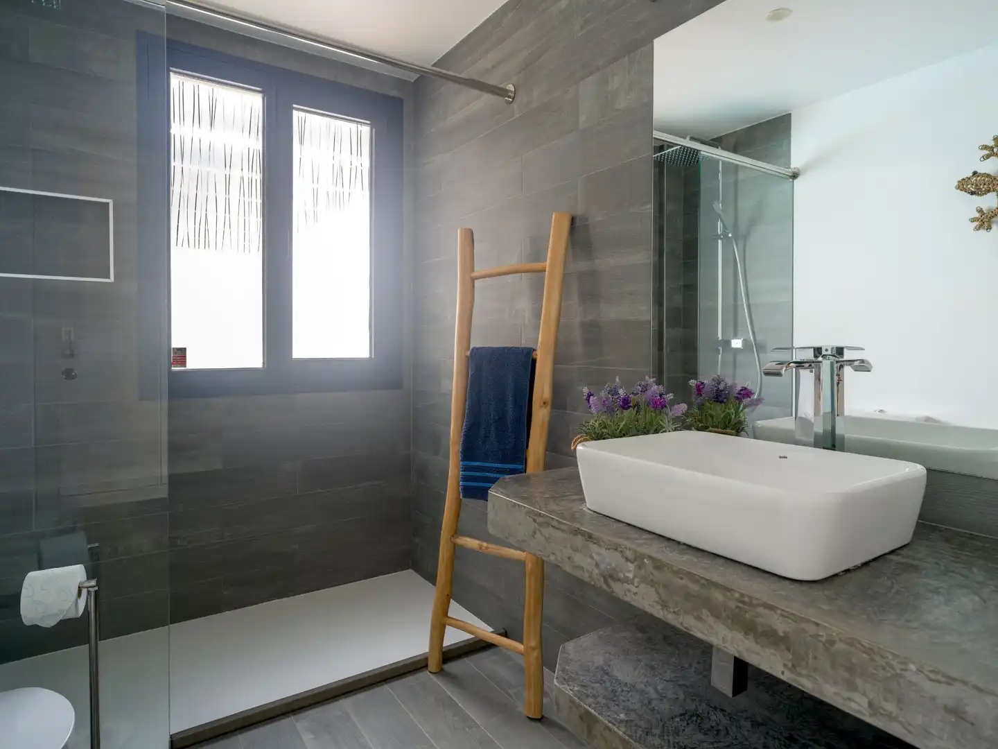 Bathroom of Houses for sale in Lajares