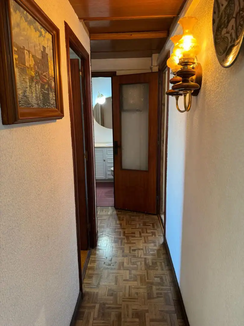 Flat for sale in Barcelona  with Parquet flooring