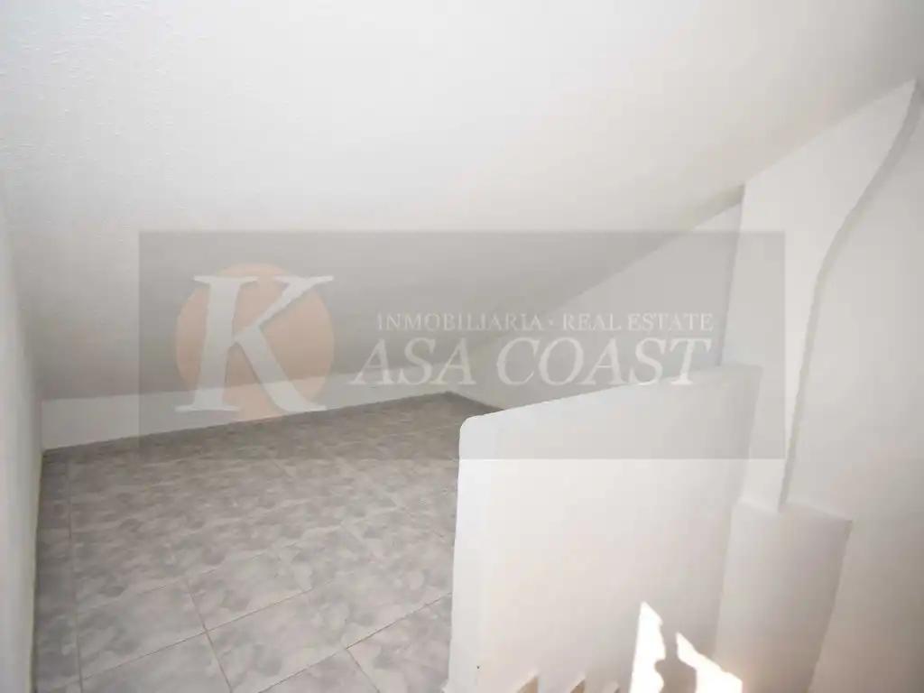 Casa adosada en venta en Los Boliches