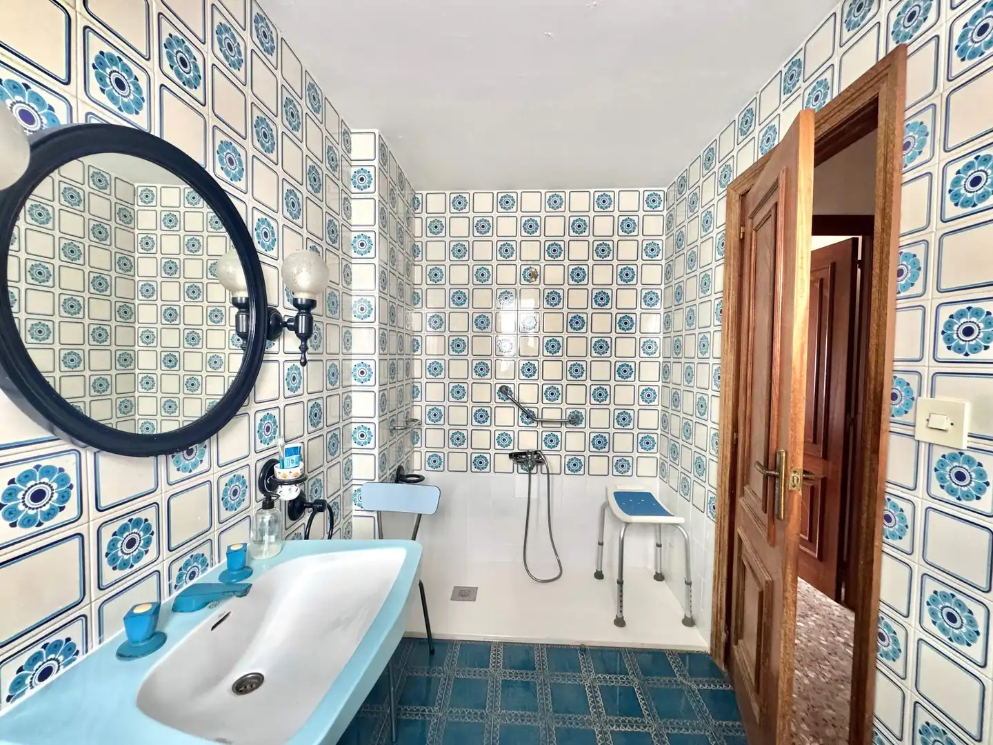 Bathroom of Flat for sale in Gandia  with Air Conditioner and Balcony