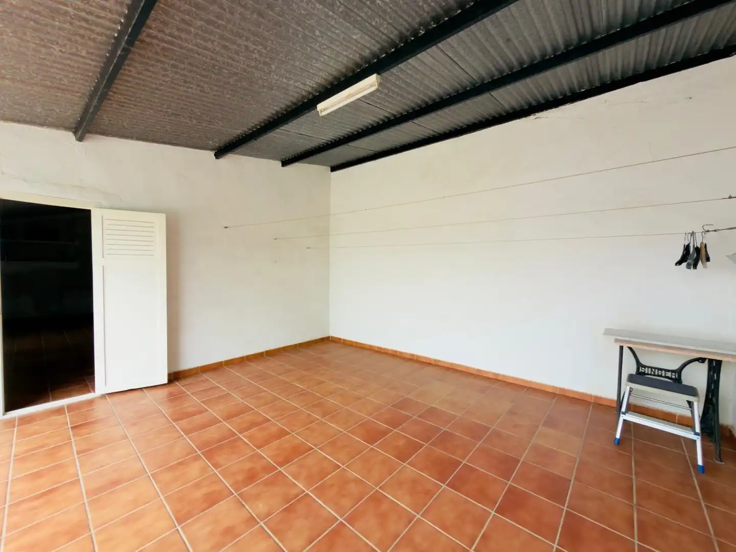 Houses for sale in La Granja de la Costera  with Air Conditioner