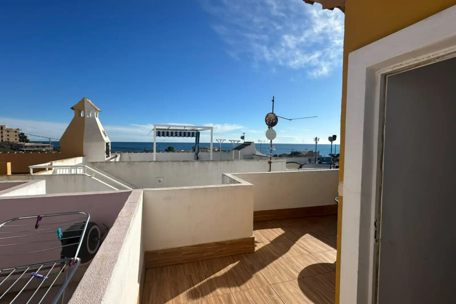 Exterior view of Houses for sale in Torrevieja  with Furnished