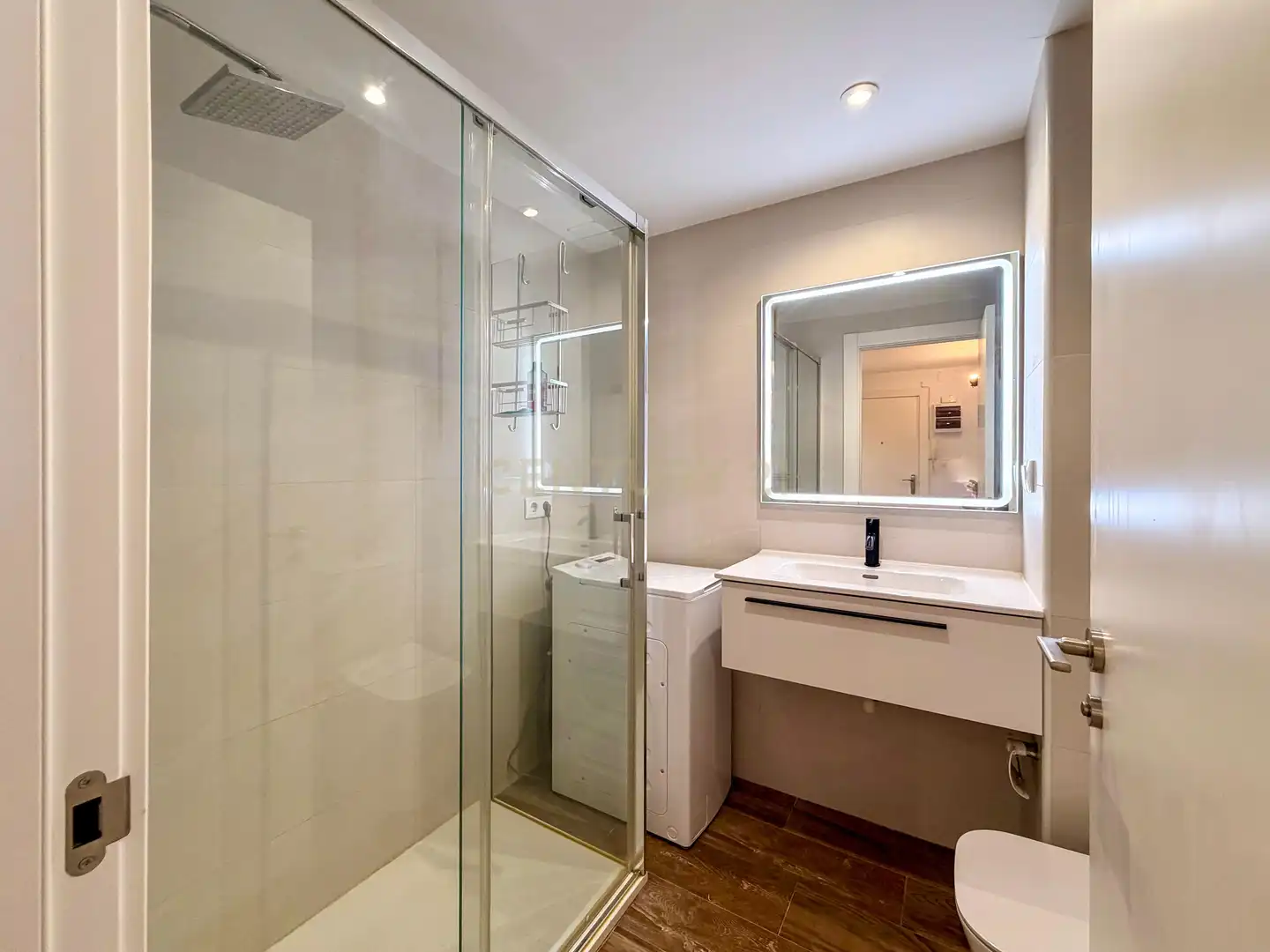 Bathroom of Flat for rent in El Campello  with Air Conditioner, Oven and Washing machine