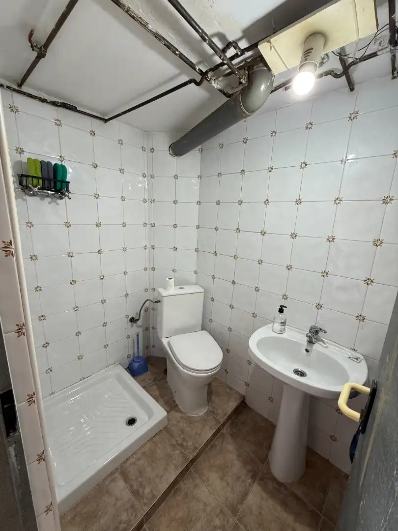 Baño de Casa o chalet en venta en Las Gabias con Aire acondicionado, Calefacción y Jardín privado