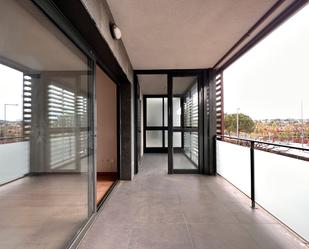 Vista exterior de Pis en venda en Sant Cugat del Vallès amb Aire condicionat i Terrassa