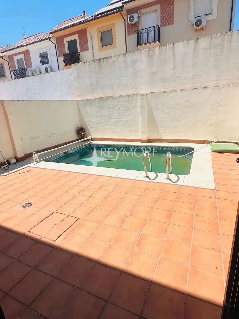 Piscina de Casa o chalet en venta en Córdoba con Aire acondicionado, Calefacción y Terraza