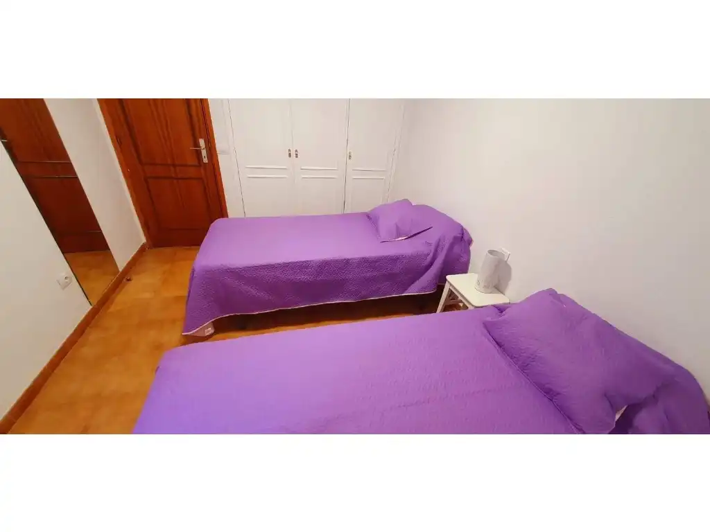 Habitación de Piso en venta en El Rosario con Terraza y Piscina