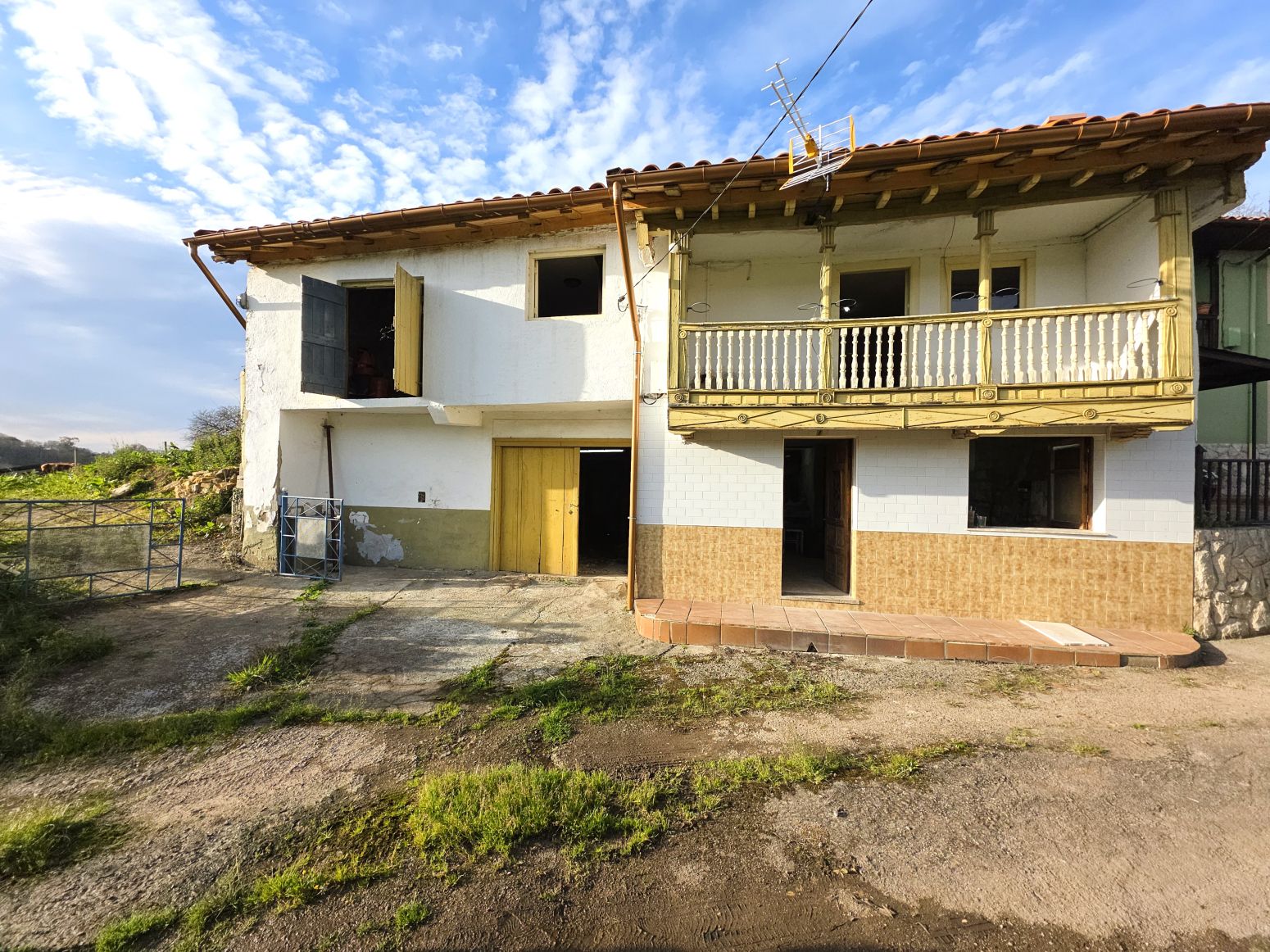 Vista exterior de Casa adosada en venta en Siero con Terraza y Trastero