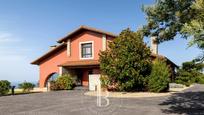 Exterior view of House or chalet for sale in Donostia - San Sebastián   with Heating, Storage room and Swimming Pool