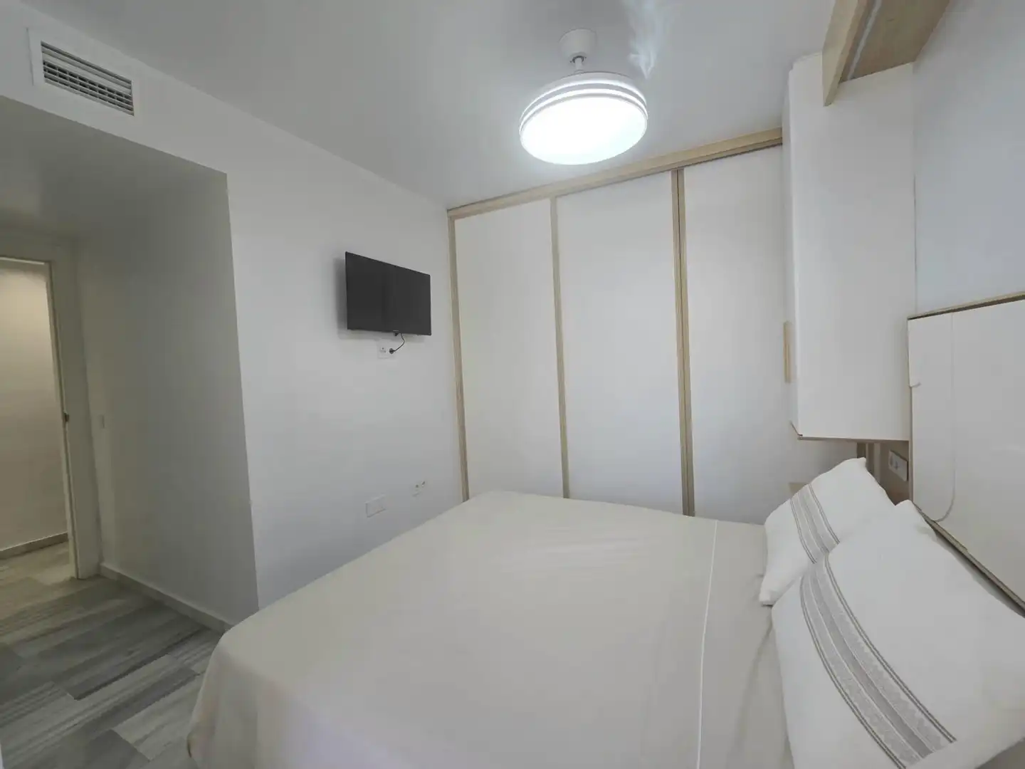 Schlafzimmer von Maisonette zum Verkauf in Torremolinos mit Klimaanlage, Privatgarten und Terrasse