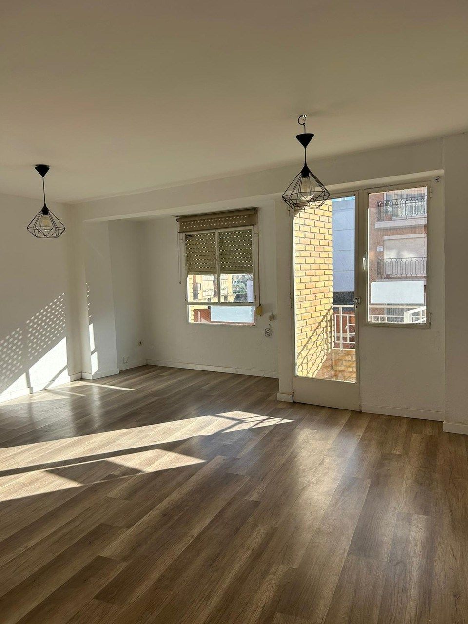 Habitación de Piso de alquiler en Sedaví con Parquet y Balcón