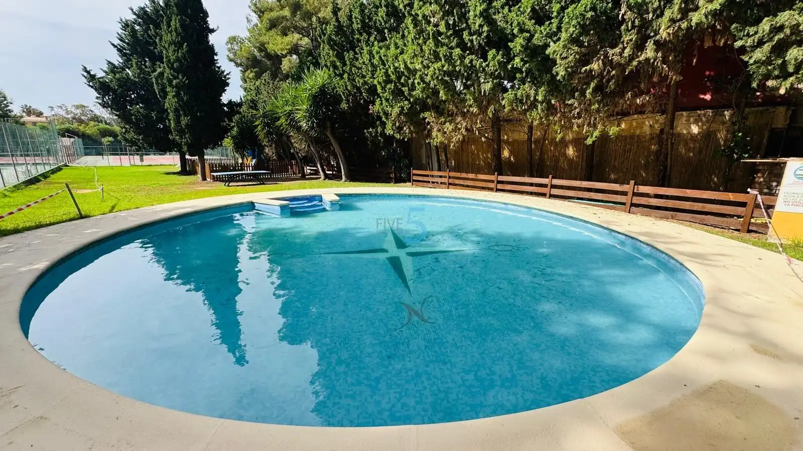 Piscina de Casa o xalet en venda en Orihuela amb Aire condicionat, Terrassa i Traster