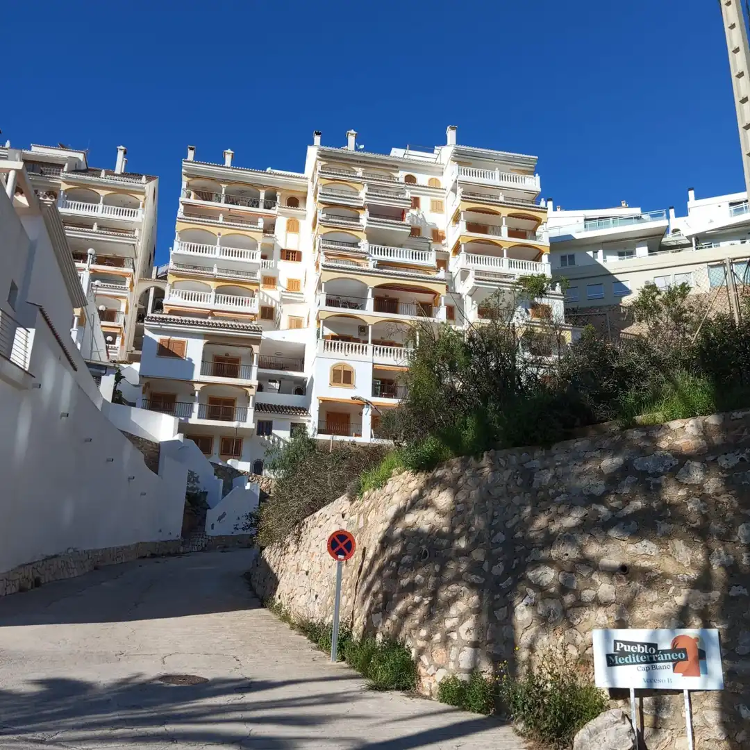 Vista exterior de Piso en venta en Cullera con Jardín privado, Terraza y Amueblado