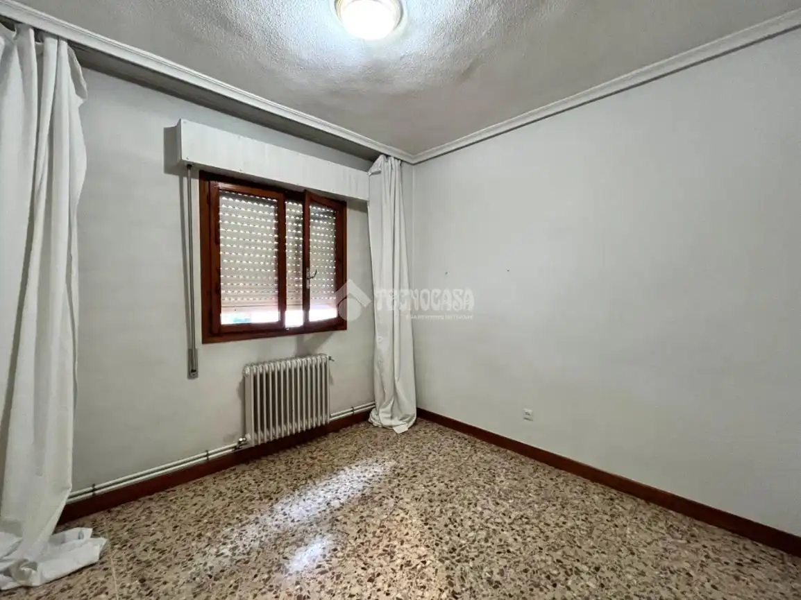 Habitación de Piso en venta en Medina del Campo con Calefacción
