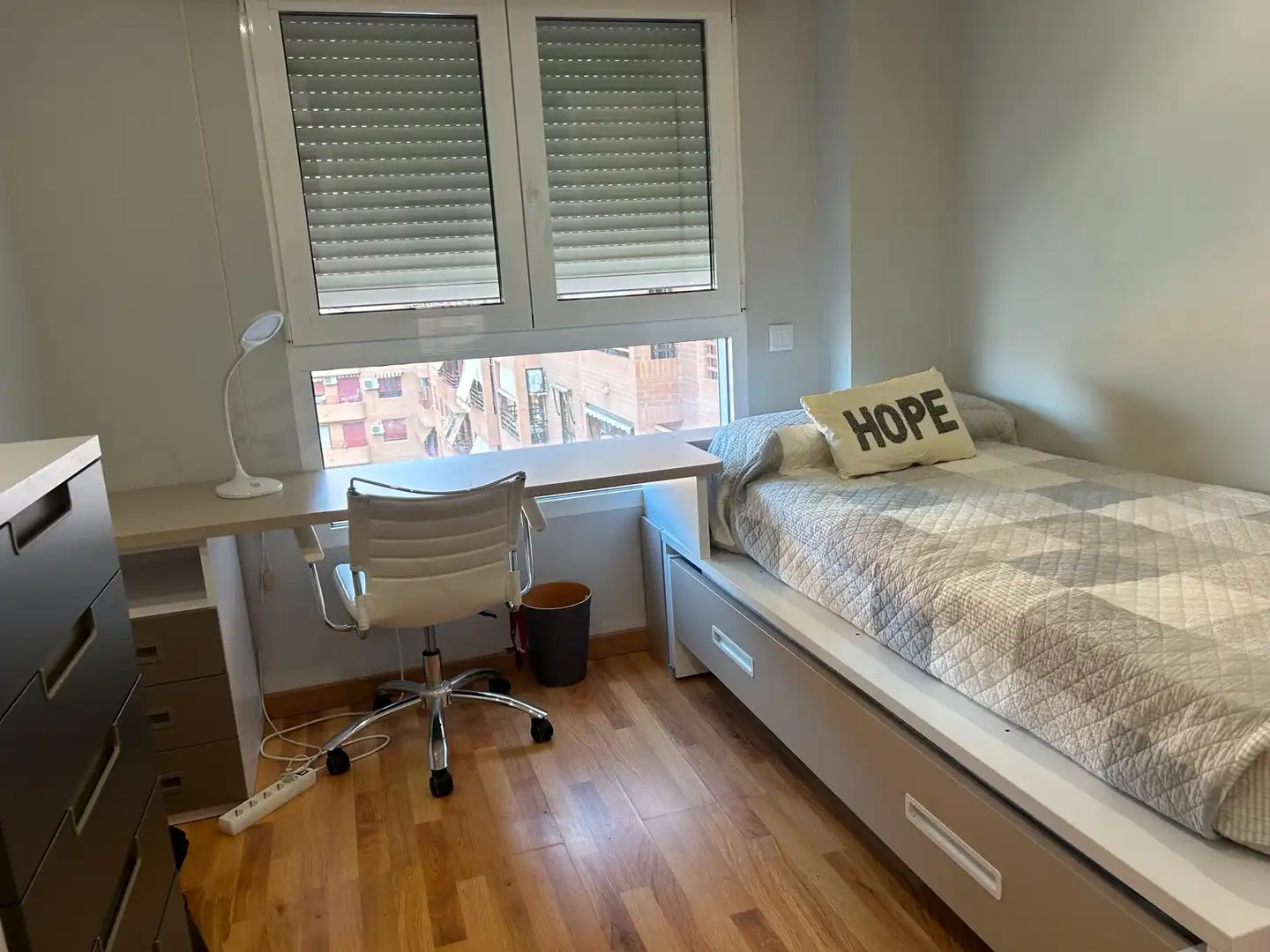 Habitación de Piso en venta en Valencia con Aire acondicionado, Amueblado y Balcón