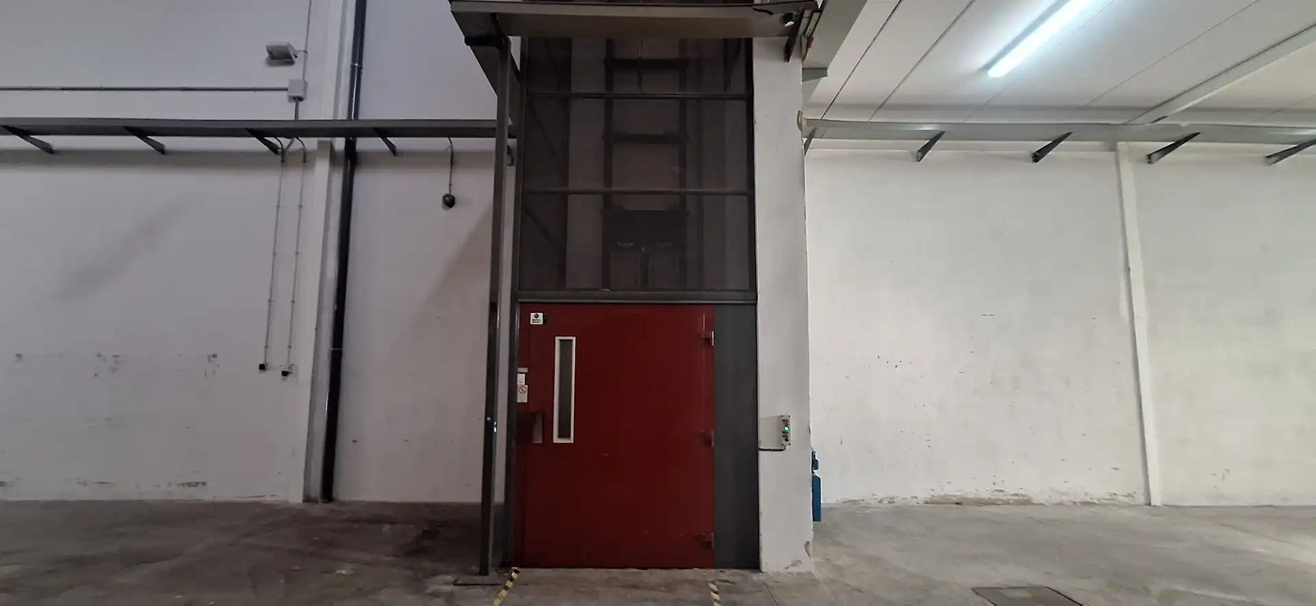 Industriegebäude zum Verkauf in Cami del Bovalar 86, imagen 6