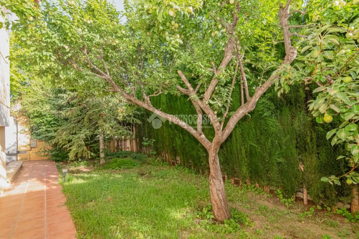 Houses for sale in Cenes de la Vega  with Terrace and Swimming Pool