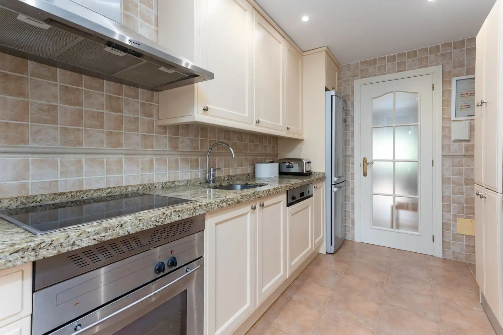 Wohnung mit Pool zum Verkauf in Calle Isabel Clara Eugenia 357, imagen 6