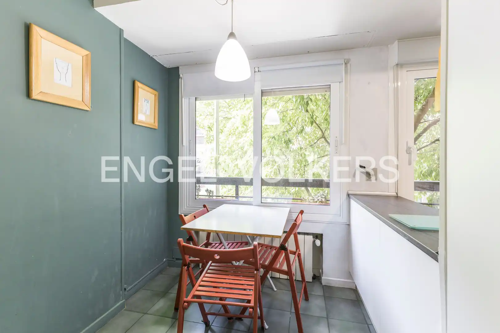 Kitchen of Flat for sale in Madrid  with Heating, Private garden and Parquet flooring