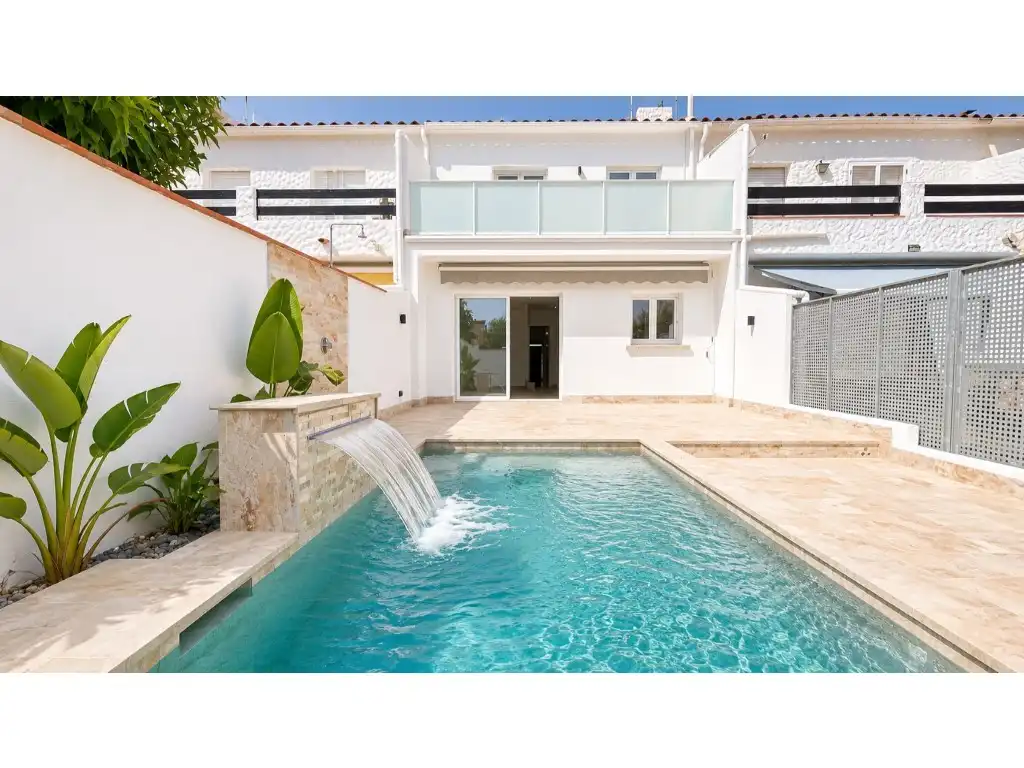 Casa in vendita a Carrer Badia, imagen 2