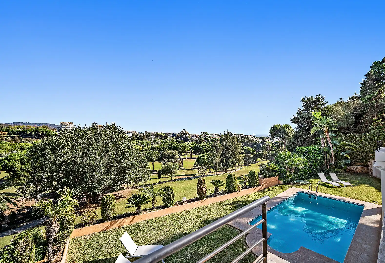 Casa con piscina en venta en Río Real - Los Monteros, imagen 7