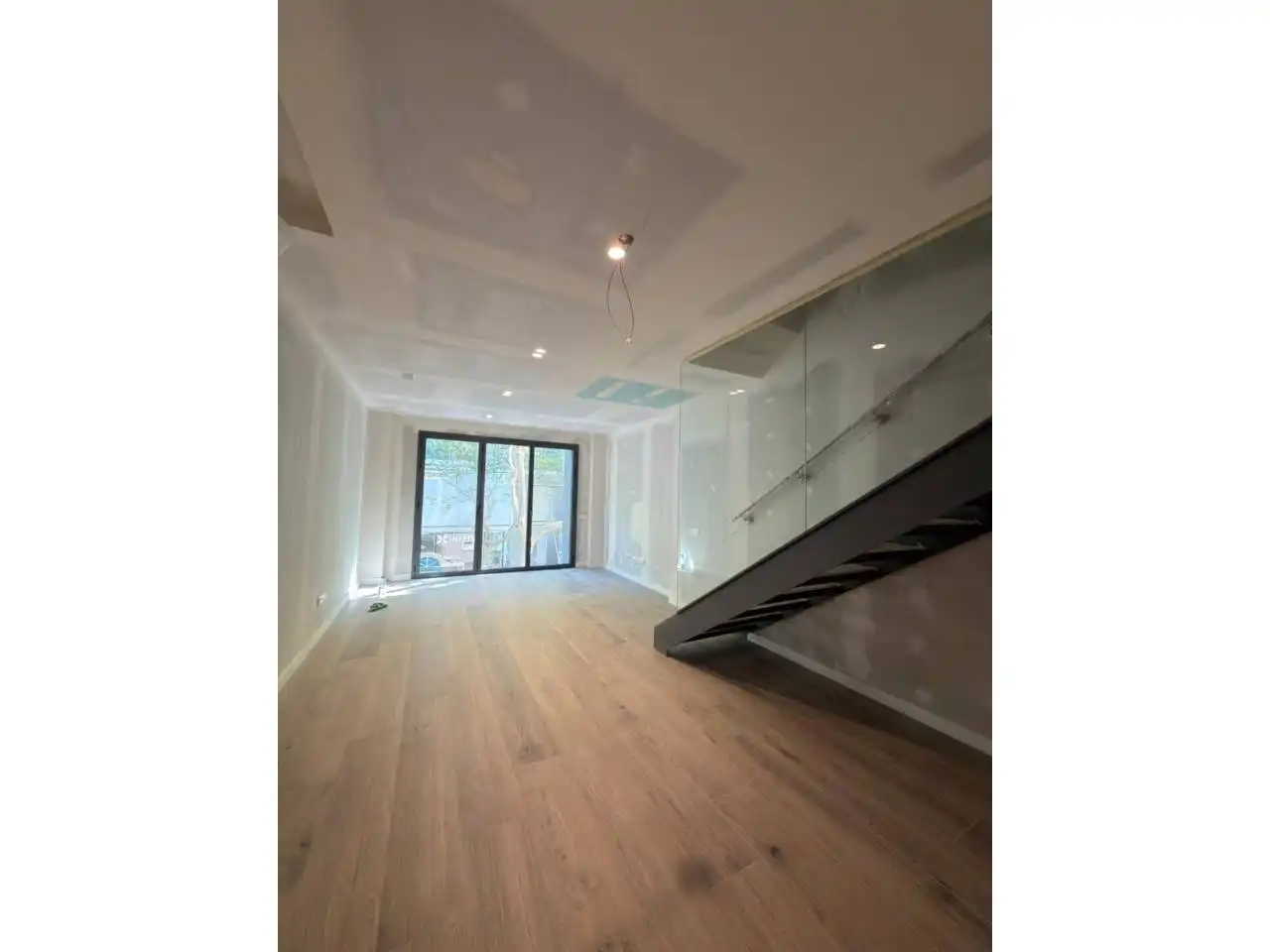 Duplex for rent in Sabadell  with Air Conditioner, Heating and Parquet flooring